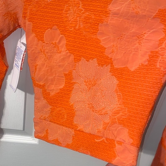 Free people Crop spf30 sun Top Rash Guard rashguard long sleeve surf orange NEW - Picture 11 of 12